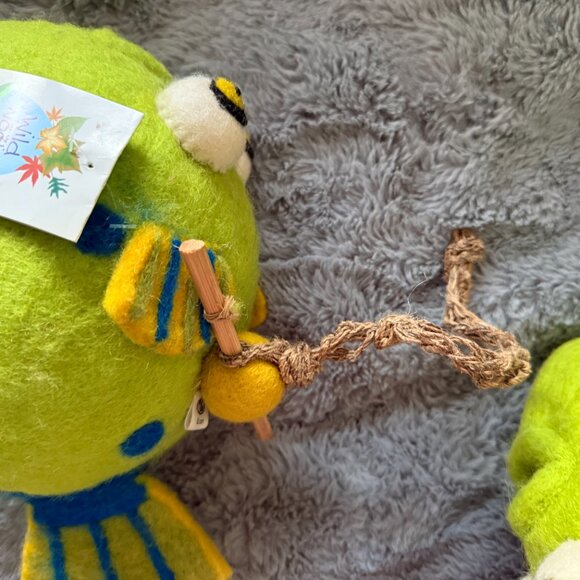 WILD WOOLIES Birdhouse Handcrafted Felt - Picture 7 of 15